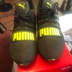 Men’s puma athlete shoes